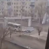 Жамбыл облысында қатты жел салдарынан тұрғын үйлер шатырсыз қалды (ВИДЕО)