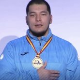 Әнұран тоқтап қалған: Қазақ боксшылары гимнді жанды дауыста айтып шықты (ВИДЕО)