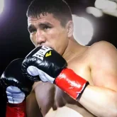 Белгілі қазақ боксшының үйі өртеніп кетті (ВИДЕО)