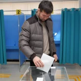 Шавкат Рахмонов Қонаев қаласында дауыс берді