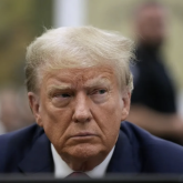 Трамп Иран мұнайына көз тігіп отыр