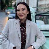 «Көлгірси бермеңдерші»: Жанар Байсеміз өзін сынағандарды орнына қойды