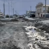 Атырауда бір жыл өтсе де жөнделмеген жол: бюджет қайда кетті?