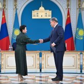 Моңғолия мен Қазақстанның ресми делегация мүшелері бірнеше меморандумға қол қойды