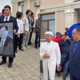 Мұхтар Шахановты жерлеу рәсімі өтті (ФОТО)