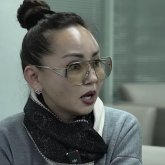«Халыққа «жегізгісі» келеді»: Баян Алагөзова лас дүниемен айналысып жүр деген атаққа қалды