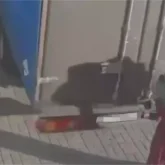 Павлодар облысында бала көтеріп тұрған әйелді ГАЗель қағып кеткен (ВИДЕО)