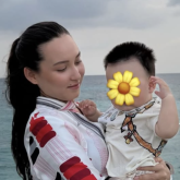Шахматшы Жансая Әбдімәлік тұңғышын көпшілікке көрсетті