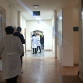 «Жай ғана тамағы ауырған»: Оралда «ангинамен» ауруханаға түскен 12 жастағы қыз қайтыс болды