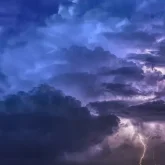 Бүгін еліміздің бірқатар өңірінде ауа райына байланысты ескерту жасалды