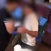 Алматыдағы дәмханалардың бірінде ер адам танысының мойнына пышақ сұғып алған