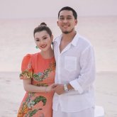 «3 жыл декреттен кейін»: Ерке Есмахан сүйінші жаңалығымен бөлісті (ФОТО)