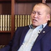 «Бесік той, тілашар, алтын той, кете береді…»: Тарихшы орынсыз тойлардың көбейіп кеткенін айтты (ВИДЕО)
