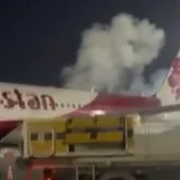 Алматыда FlyArystan ұшағынан өрт шығып, бір адам зардап шекті