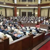 Құрылтайда сауал қоймайтын депутаттар не істейді?