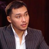 «Ақшаң болмаса, сен ешкім емессің»: актер Әбілмансұр Серіковтің сөзі қызу талқыланды (ВИДЕО)