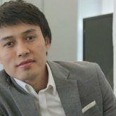 «Бәріне топырақ шашпаймын»: Ердос Қанаев ажырасуға кеңес беретіндерге үндеу жасады (ФОТО)
