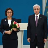 Президент білім саласының үздіктерін мемлекеттік наградалармен марапаттады