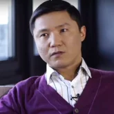 «Қазір жай ғана құрал болып қалдық»: Бағлан Әбдірайымов кезінде дос санаған бауырларына ренішін айтты