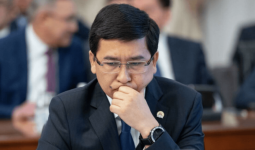 Депутат: Бюджет ақшасы дұрыс жоспарланбаса, миллиардтардан қағыламыз