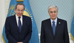 Тоқаев Air Astana-ның бас атқарушы директоры Питер Фостерді қабылдады