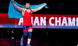 Азамат Дәулетбеков пен Едіге Қасымбек Азия чемпионатының қола жүлдегері атанды
