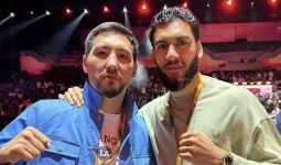 Жәнібек Әлімханұлы Хамза Ширазбен WBO титулын сарапқа салады