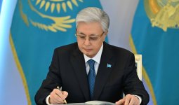 Тоқаев Құрылтайдың бірінші сессиясын шақыру туралы Жарлыққа қол қойды