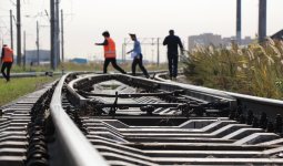 Ақмола облысында ер адам қозғалып бара жатқан вагонның астына түсті