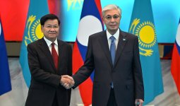 Қазақстан мен Лаос Президенттері шағын құрамда келіссөз жүргізді