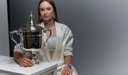 Елена Рыбакина Қазақстанда оңалудан өтеді