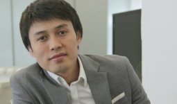 «Бәріне топырақ шашпаймын»: Ердос Қанаев ажырасуға кеңес беретіндерге үндеу жасады (ФОТО)