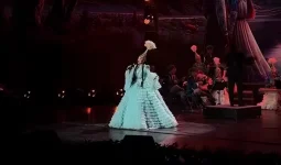 «Ән шырқау құрметі бұйырды»: Мәдина Сәдуақасова Бейжің төрінде өнер көрсетті (ВИДЕО)