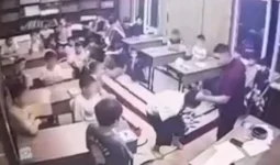 Алматы облысында балаларды аяусыз ұрған медресе ұстазы жұмысынан қуылды (ВИДЕО)