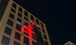 Кондиционер орнатқан: Астанада 15-қабатта құлаған жігіт аман қалды