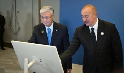 Тоқаев пен Ильхам Әлиев Транскаспий талшықты-оптикалық байланыс желісін іске қосты