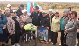 65 жастағы оралдық қария Меккеге велосипедпен барып келді
