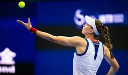 Елена Рыбакина Қытайдағы WTA 500 турнирінің финалына шықты