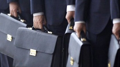 Еліміздегі мемлекеттік қызметкерлердің біразы қысқарады