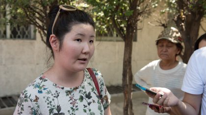 Әкесінен үш рет зорланған бойжеткен педофилдерді піштіруге қарсы шықты