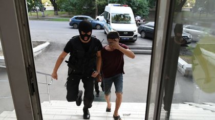 Денис Тенді өлтірді деген күдіктілердің қамау мерзімі ұзартылды