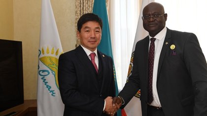 Алматы әкімі Бенин Республикасы Абоме-Калави қаласының мэрімен кездесті