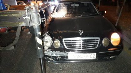 Алматыда көлік қаққан әйелдің оң аяғы жұлынып кетті