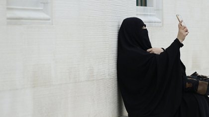 «Сәләфтар әйелді жыныстық қатынас үшін ауыстырады»: бойжеткен бастан кешкенін айтты