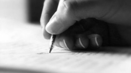 «Не деген қатыгез едіңіздер»: 14 жастағы оқушы қыз Путинге хат жазып, артынша өзіне қол жұмсады