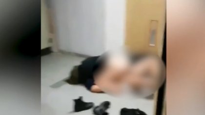 Студенттер университетте жыныстық қатынасқа түсіп, ұйықтап қалған (ВИДЕО)