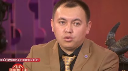 Түркістан облысында тәуіп науқас әйелдің денесінен 1945 жастағы жынды шығарғанын айтты