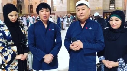 Қайрат Нұртас отбасымен бес қызынан айрылып қалған ата-анаға көңіл айтты (ВИДЕО)