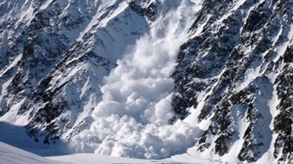 В горах близ Алматы сошли снежные лавины