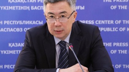 «Жынымды келтірмеңізші»: Вице-министрдің журналиске берген жауабы желіде қызу талқыланып жатыр (ВИДЕО)